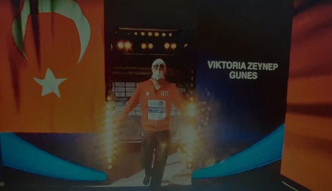 Viktoria Zeynep Güneş Yüzmede Avrupa Şampiyonu!..